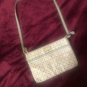 TOMMY HILFIGER purse